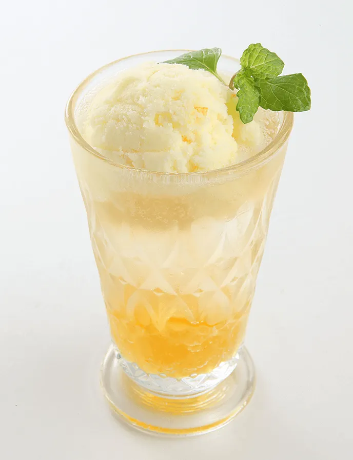 Yuzu (Citron) Ginger Float